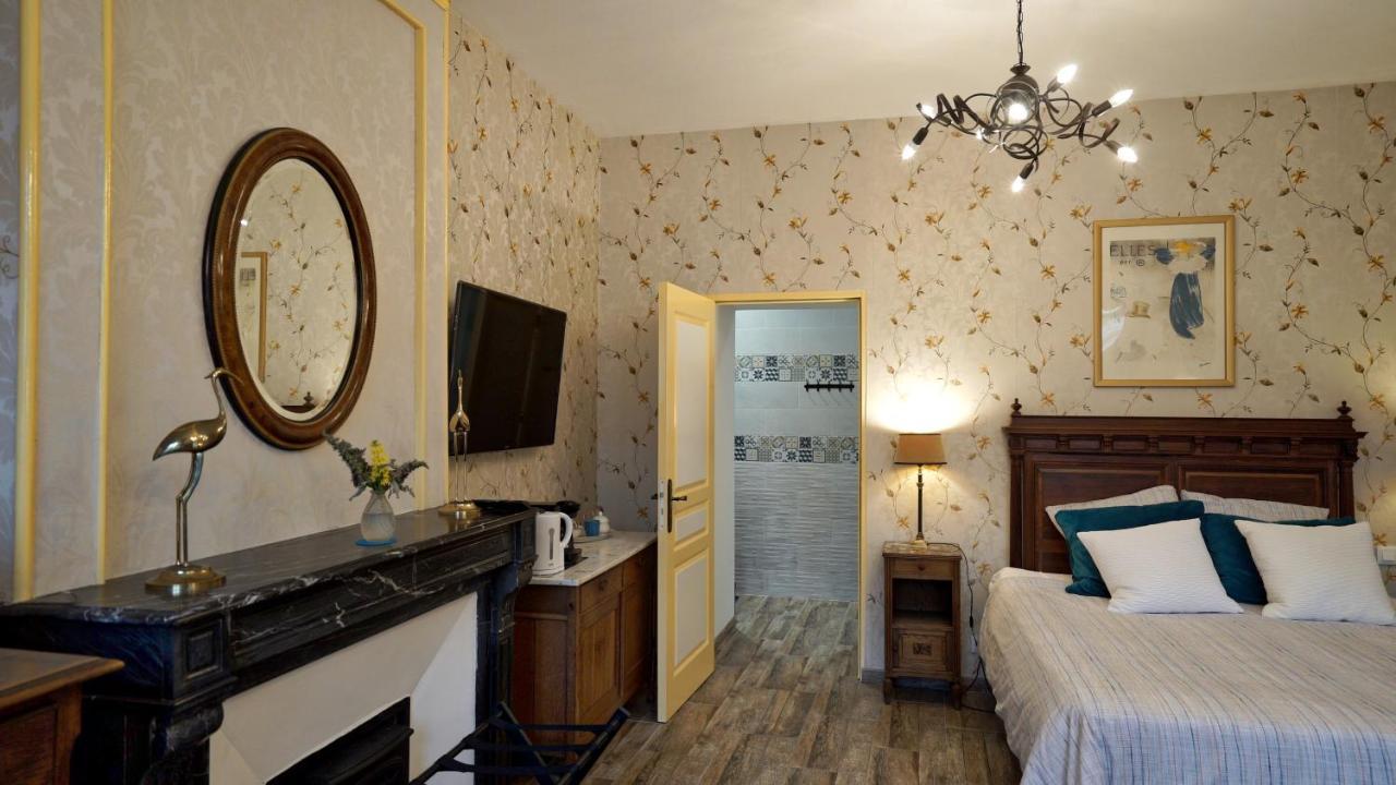 Bed and Breakfast Au Chapitre Rozoy-sur-Serre Exterior foto