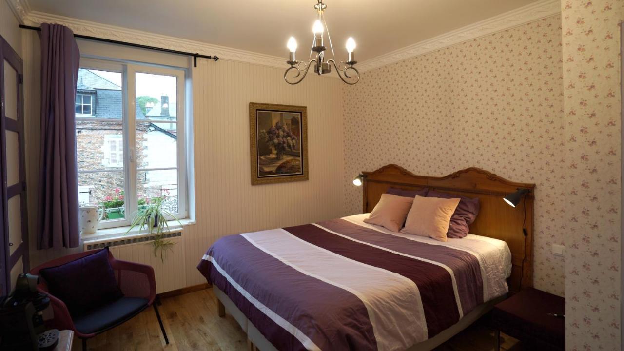 Bed and Breakfast Au Chapitre Rozoy-sur-Serre Exterior foto